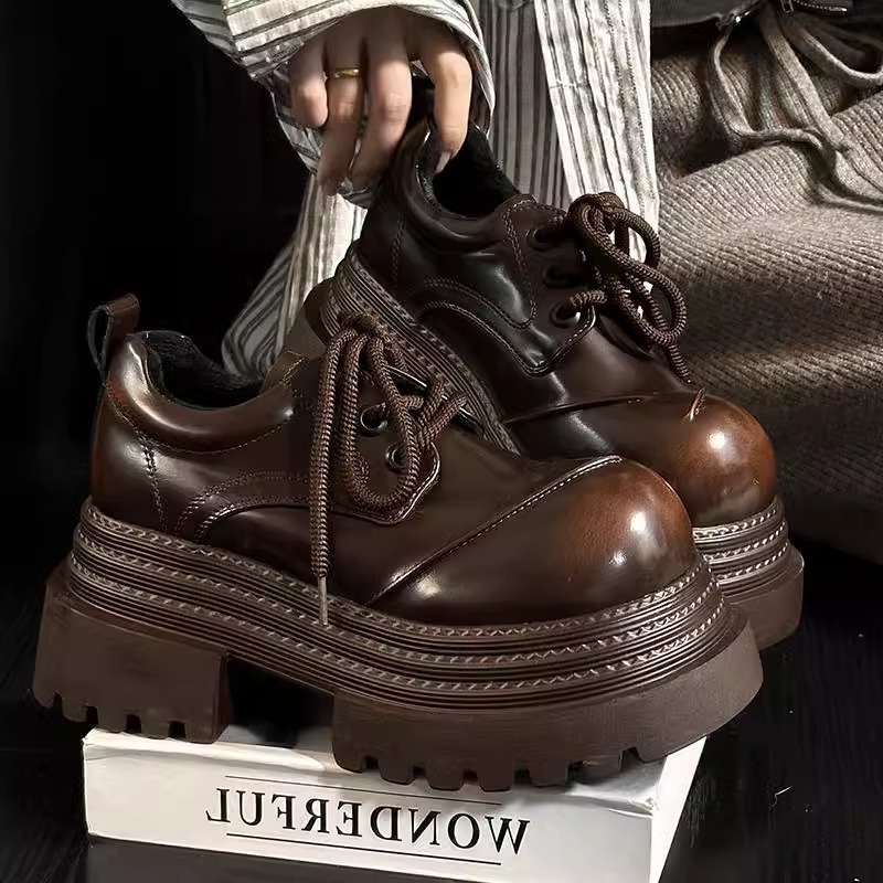 Leather Shoe Polish - 2025年春の新作、スポンジソールと厚底の磨き革を使用したレトロなブリティッシュスタイルのローファー
