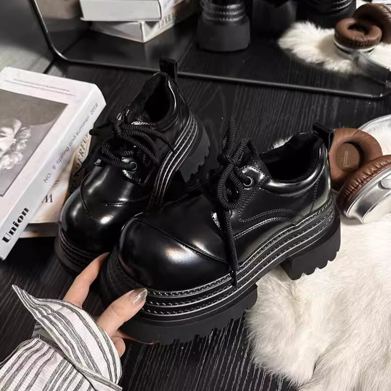 2025年春の新作、スポンジソールと厚底の磨き革を使用したレ - Leather Shoe Polish のレビューと価格